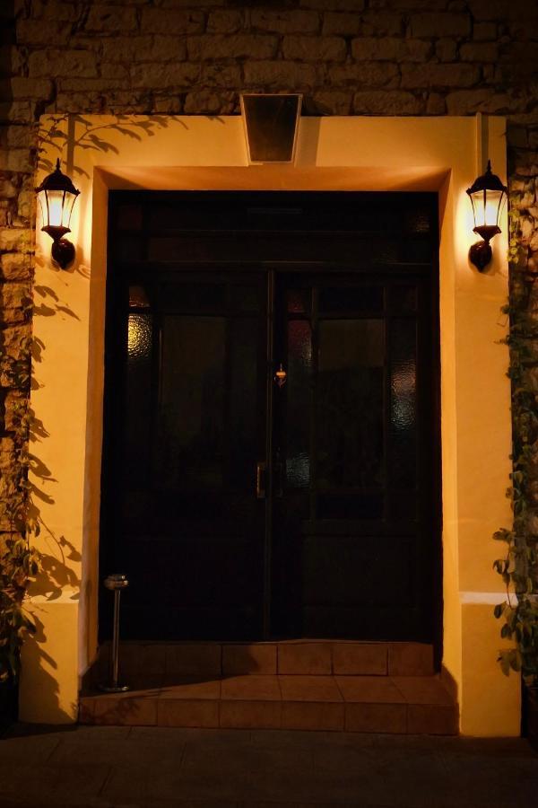 Metropole Hotel Limassol Exterior foto